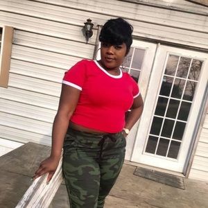 Meet your Posher, Tiera